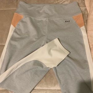 Abercrombie and Fitch legging